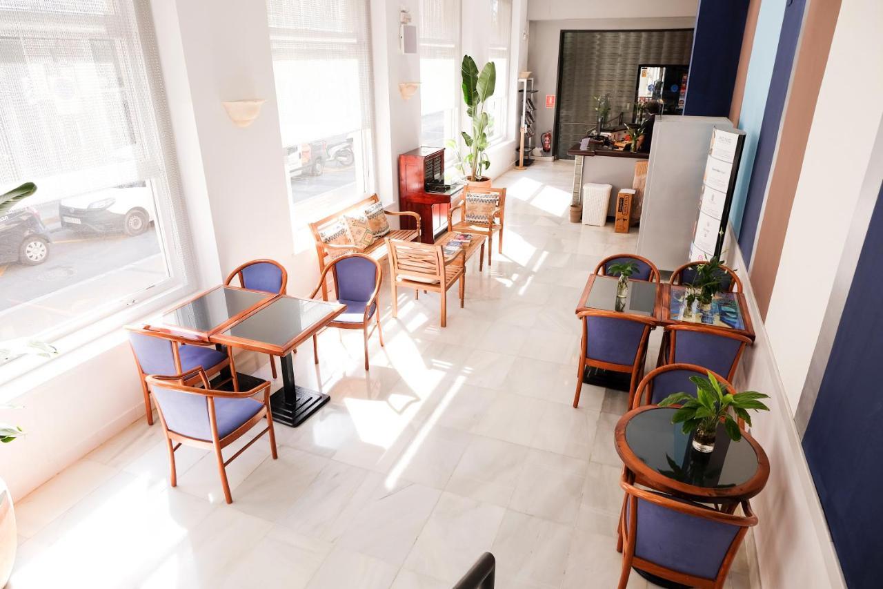 Hotel Subur Sitges Bagian luar foto