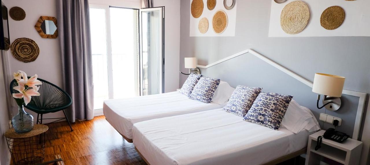 Hotel Subur Sitges Bagian luar foto