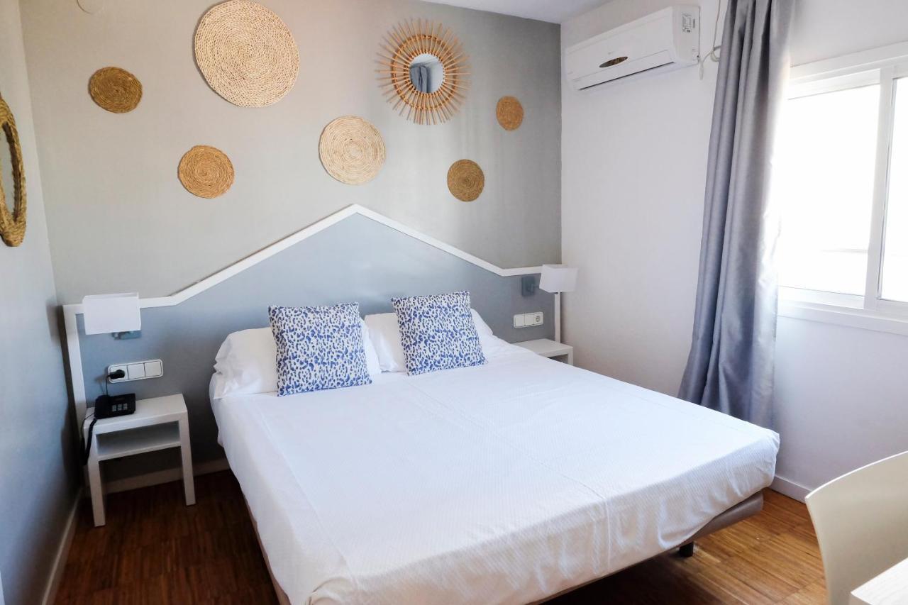 Hotel Subur Sitges Bagian luar foto